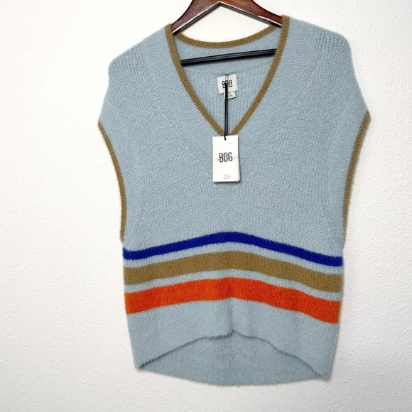 Urban Outfitters BDG Aden‎ Fuzzy Striped Sweater Vest Women's Size Small $59 - Picture 2 of 12